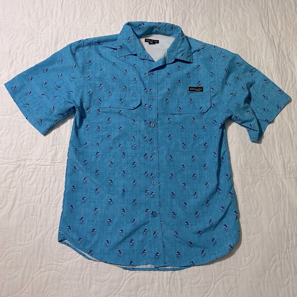 RealTree Fishing Button Down Shirt Swordfish Size Small